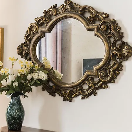 Apartament Degas Near Santa Maria Del Fiore Cathedral By Halldis