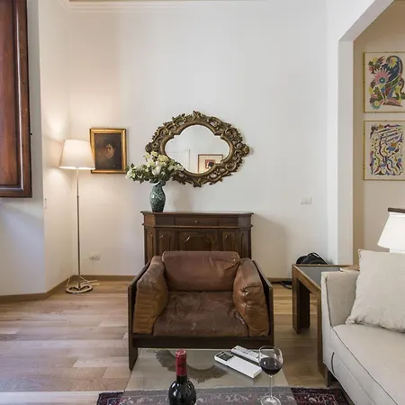 Apartament Degas Near Santa Maria Del Fiore Cathedral By Halldis